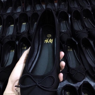 Giày hm nhà e về sll nhé . Phương đoàn