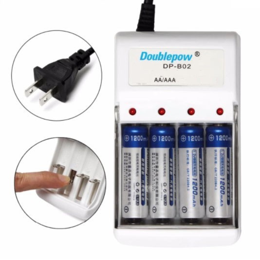 Sạc Pin Doublepow và 4 pin tiểu sạc Doublepow AA 1200mAh dùng cho MIC Hát không dây, đài FM, Đồ chơi, điều khiển ...