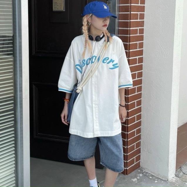 Áo Sơ Mi  Nữ  Form Rộng Hàn Quốc Discovery Hoa Chữ Dày Mịn Thoáng Mát Thiết Kế Thời Trang Kiểu Dáng Năng Động Trẻ Trung