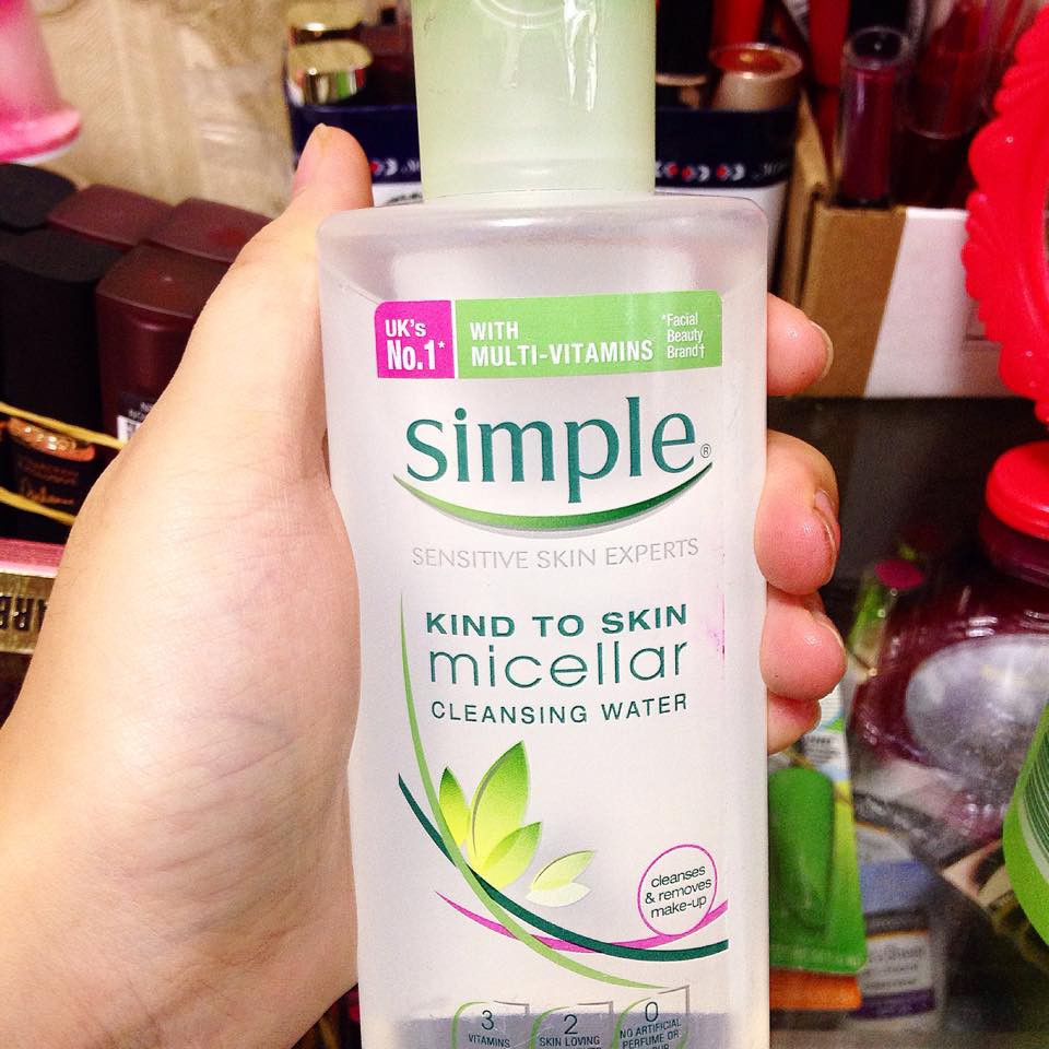 Nước tẩy trang Simple Kind to Skin Micellar Cleansing Water