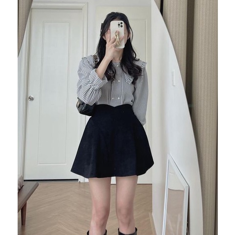 Áo sơ mi kẻ xốp điệu tay bo xinh xắn