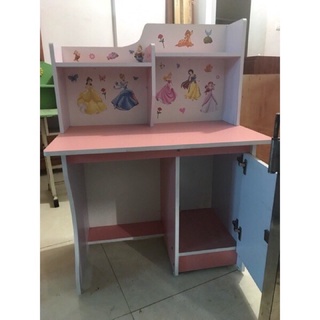Bàn học kèm ghế cho bé