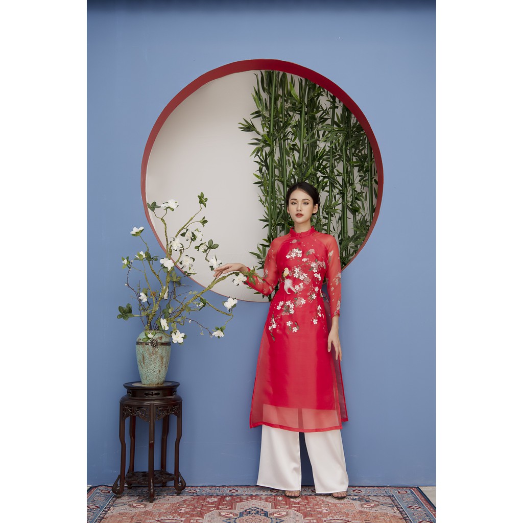 Áo cách tân 🎀FREESHIP🎀 Áo dài nữ đỏ thêu hoa sang trọng [ao dai nu] | BigBuy360 - bigbuy360.vn