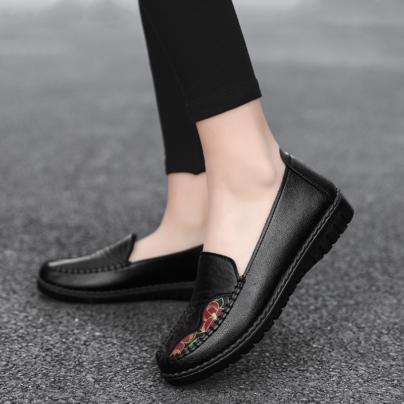Giày lười nữ chất liệu da vải slip on kiểu mọi đế cao màu trắng độn đế bảo hành 1 năm GD36 TIMAN