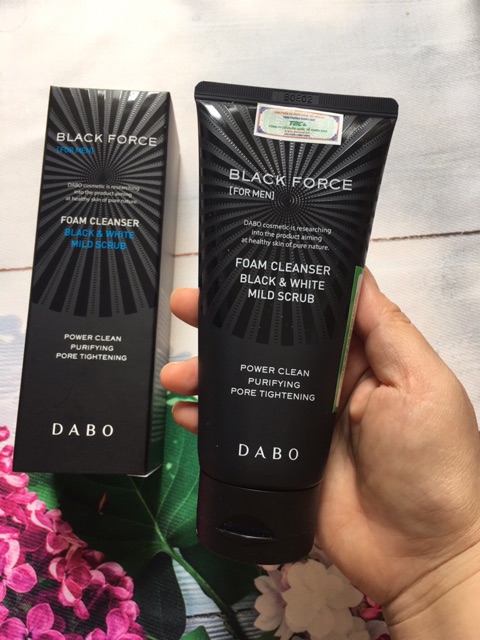 Sữa rửa mặt nam DABO Black Force For Men than hoạt tính Hàn Quốc 120ml