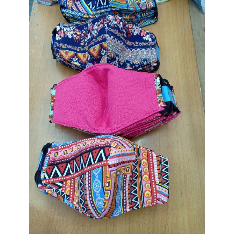 khẩu trang vải hoạ tiết thổ cẩm | BigBuy360 - bigbuy360.vn