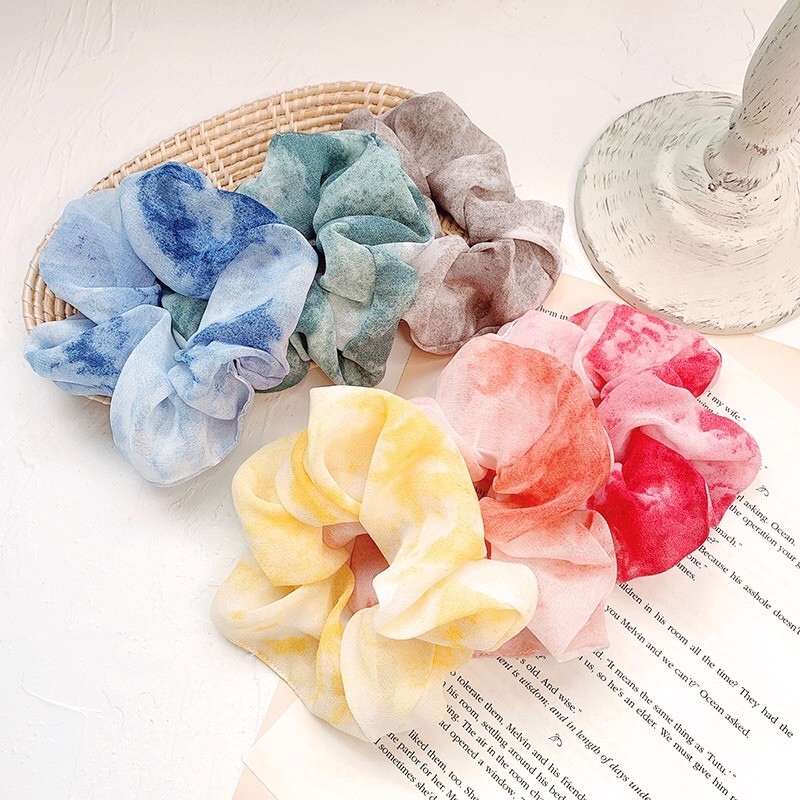 Scrunchies chun cột tóc loang loang
