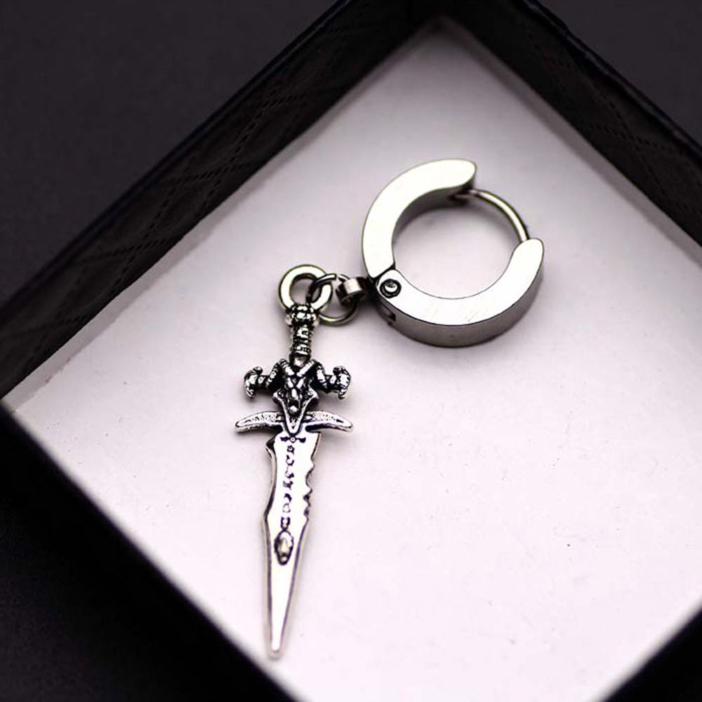 Khuyên tai dáng dài hình mũi tên/ chữ thập nhiều màu thời trang dành cho nam và nữ