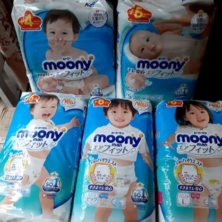 Set 2b tã dán/ bỉm quần moony s84. m64. l54. m58.l44. xl38. xxl26