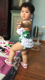 Thanh lý đồ bơi bé gái