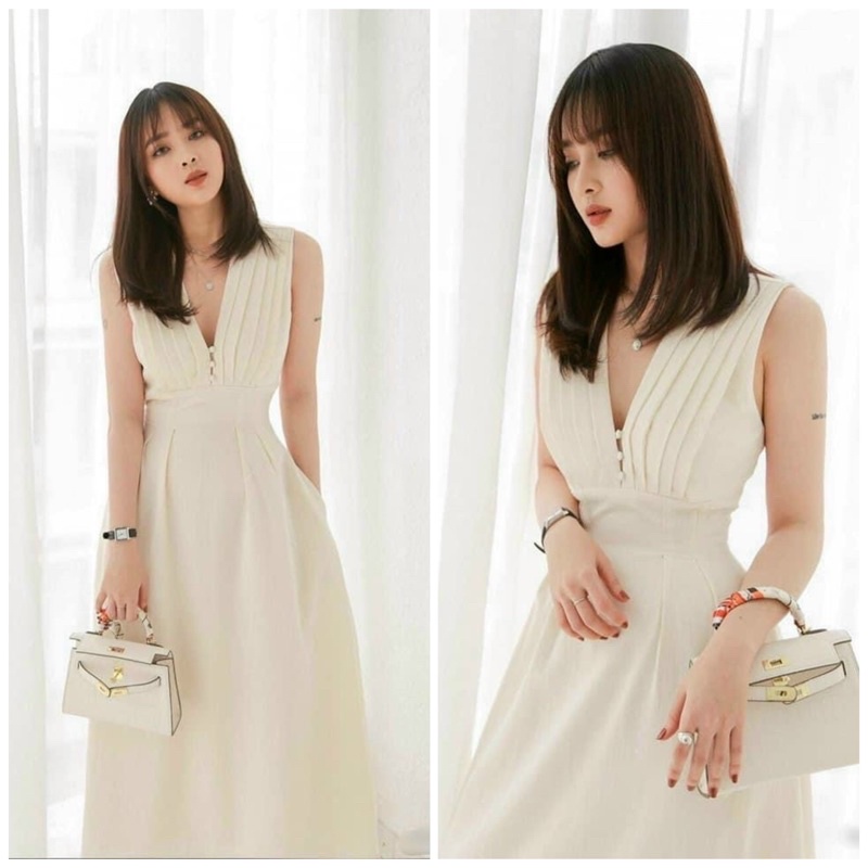 Đầm váy trắng sát nách xếp li ngực