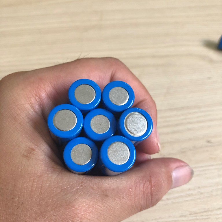 Pin sạc AA cỡ 14500 1200mAh 3.7v chính hãng Ultrafire