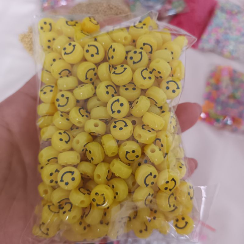 Bán túi 10g hạt nhựa xỏ handmade có nhiều mẫu