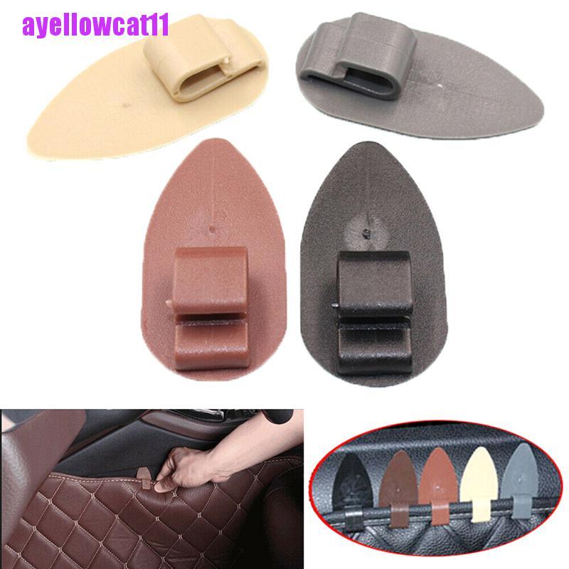 Bộ 8 Kẹp Cố Định Thảm Lót Sàn Xe Hơi Chống Trượt Tiện Dụng
