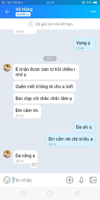 Bàn trà tròn màu trắng