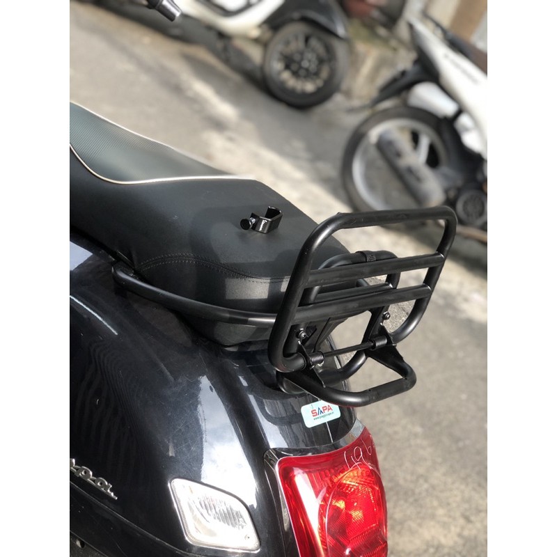BAGA SAU (CẢNG SAU) TỰA LƯNG ĐỂ HÀNG DÀNH CHO VESPA GTS