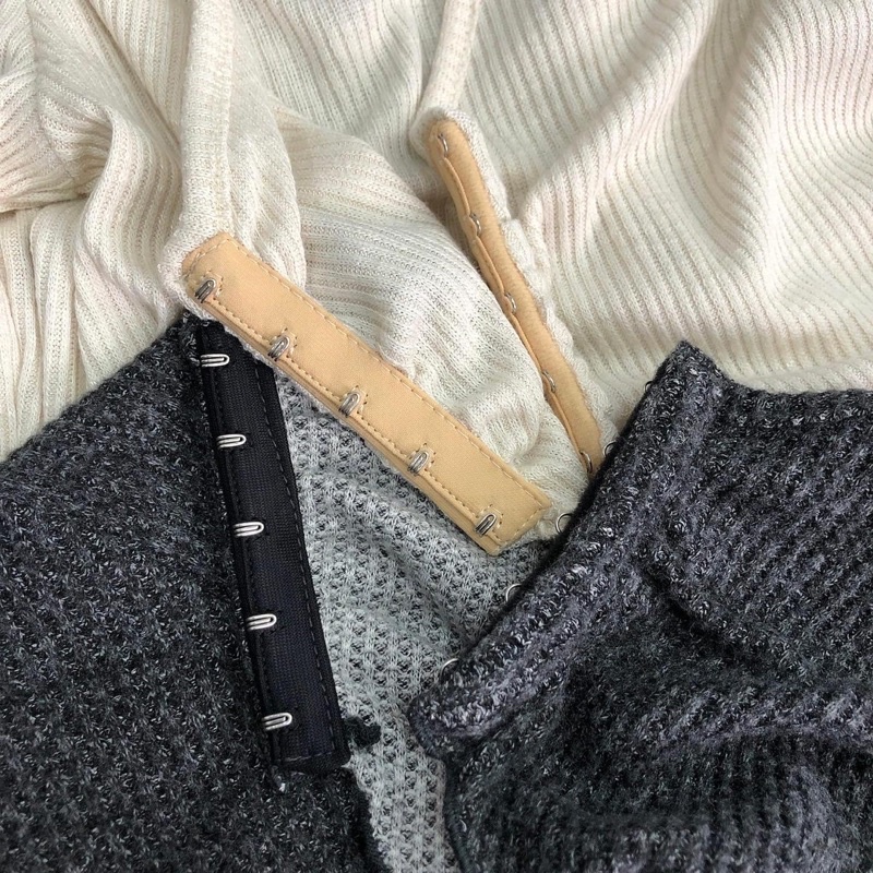Áo croptop tay dài khoá cài trước