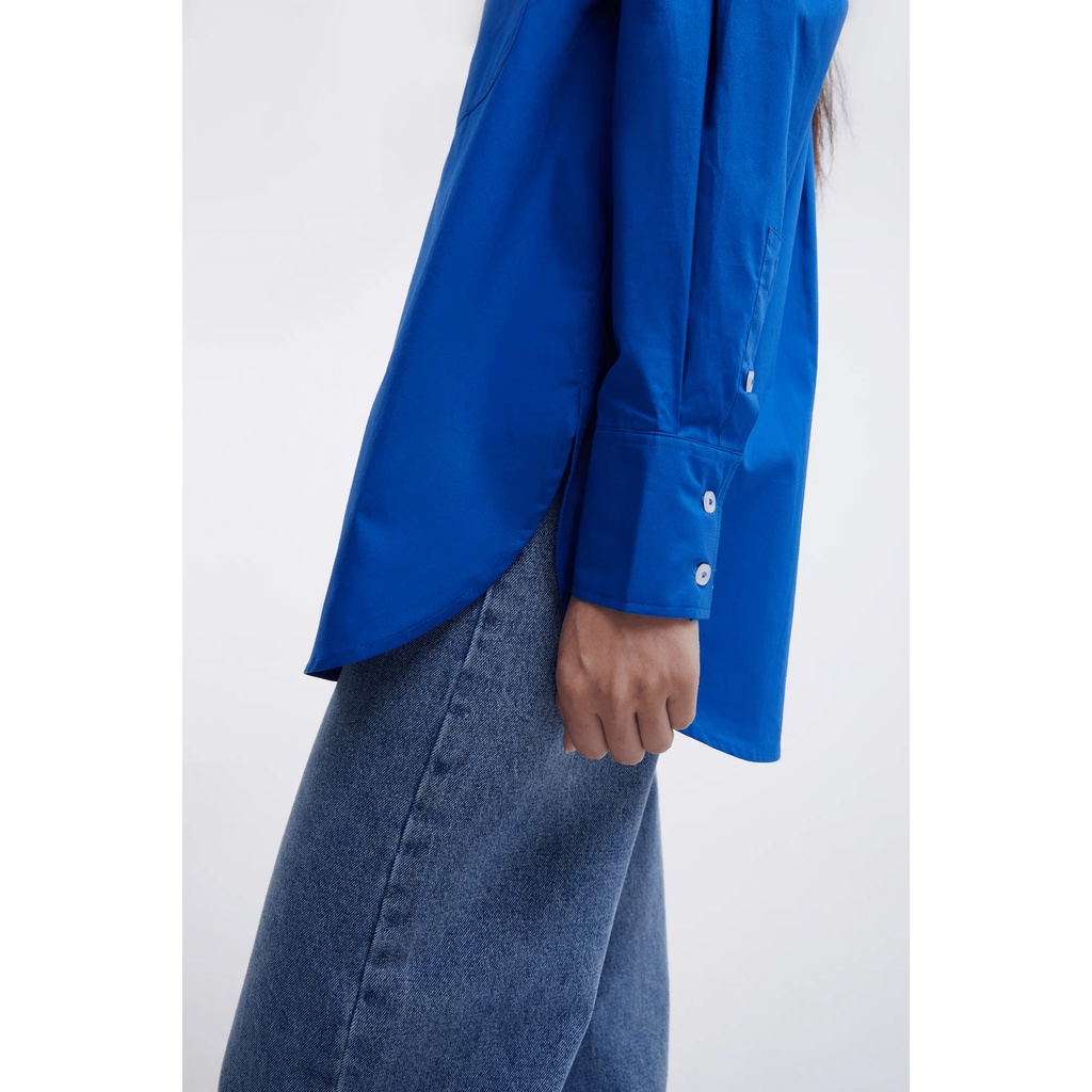 TheBlueTshirt - Áo Sơ Mi Nữ Phom Rộng Màu Xanh - Pillow Talk Oversized Shirt - Cobalt Blue