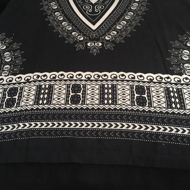 Áo Thun In Họa Tiết Thổ Cẩm Dashiki Màu Trắng Đen Phong Cách Bohemian Cho Nam