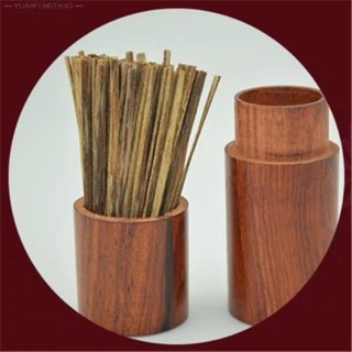 Trầm hương hút thuốc