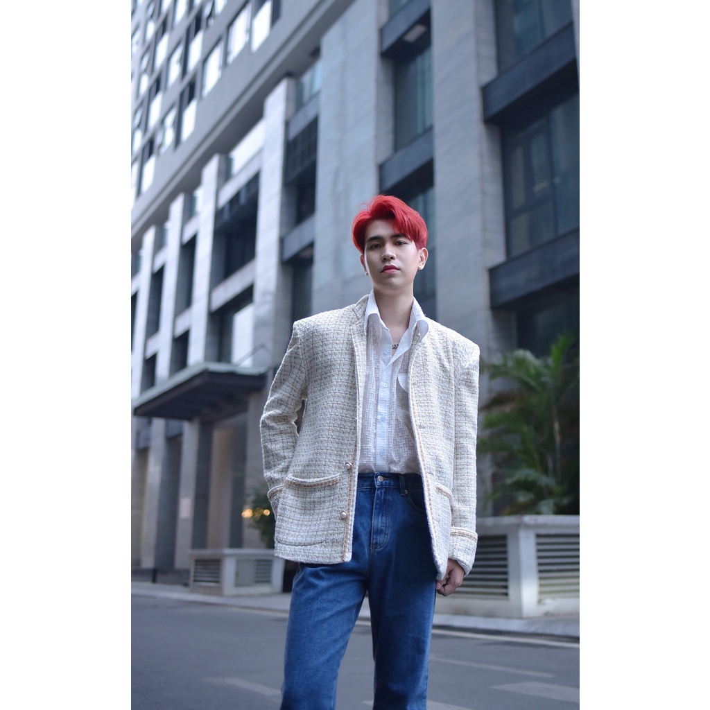 Áo dạ nam màu đen thiết kế cúc áo ngọc viền tay áo và nắp túi thêu tay dáng Hàn Quốc