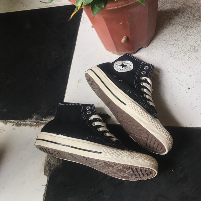 GIÀY C-V 1970s ĐEN cao cổ