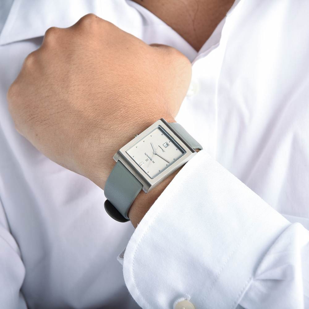 Đồng hồ Romanson Men Watch DL0581BMWGREY nam mặt chữ nhật vỏ Titanium kính chống xước máy Thụy Sĩ dây da chính hãng