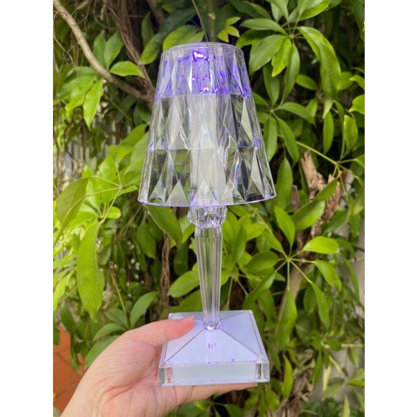 Đèn Pha Lê 3 chế độ sáng và 16 chế độ sáng -có cáp sạc usb
