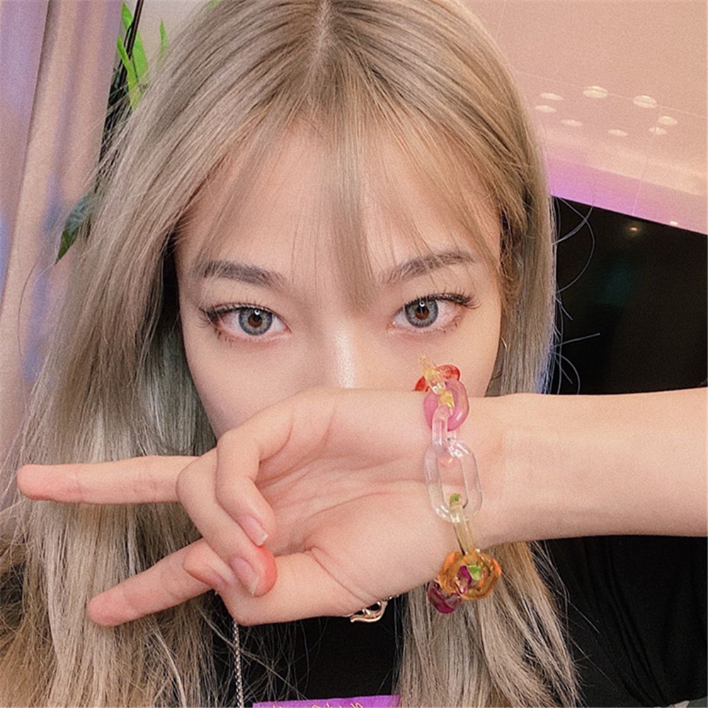 Vòng Tay Acrylic Trong Suốt Màu Cầu Vồng Phong Cách Hip Hop Cá Tính Cho Nữ