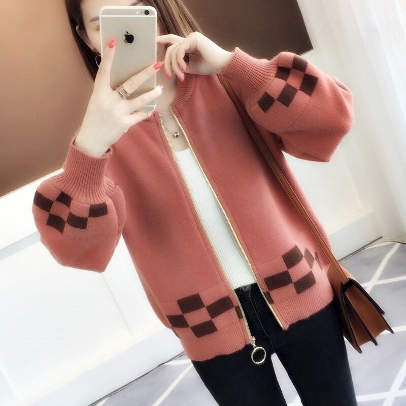 Áo khoác cardigan dệt kim dáng rộng phối màu sắc thời trang thu đông Hàn Quốc 2020 cho nữ