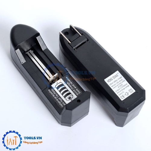 Bộ Sạc Pin Đèn Pin 3.7v, 4.2V Có Đèn Báo Tự Động Ngắt Khi Đầy