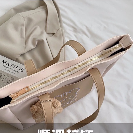 Túi tote da đeo vai nữ vừa sách vở A4 túi xách nữ to cao cấp đẹp kèm phụ kiện gấu LUCIA STORE TXN66