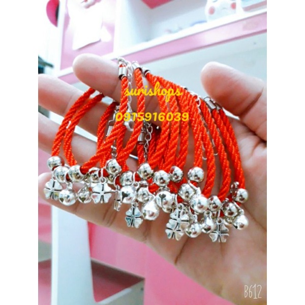Vòng tay may mắn chuông có mix charm