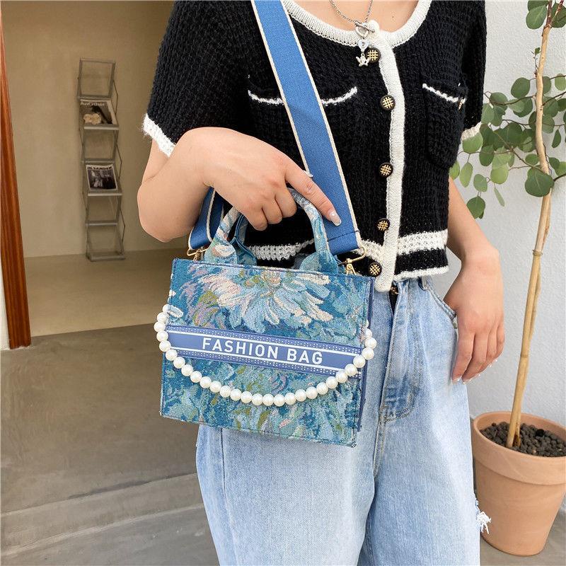 Túi tote đeo vai phối họa tiết tranh sơn dầu Monet độc đáo 2022