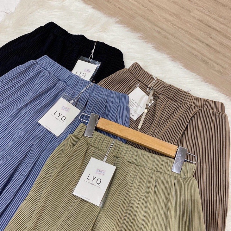 Quần short nữ thun lạnh ly nhỏ siêu hot chất đẹp mầu trắng đen deal tốt | BigBuy360 - bigbuy360.vn