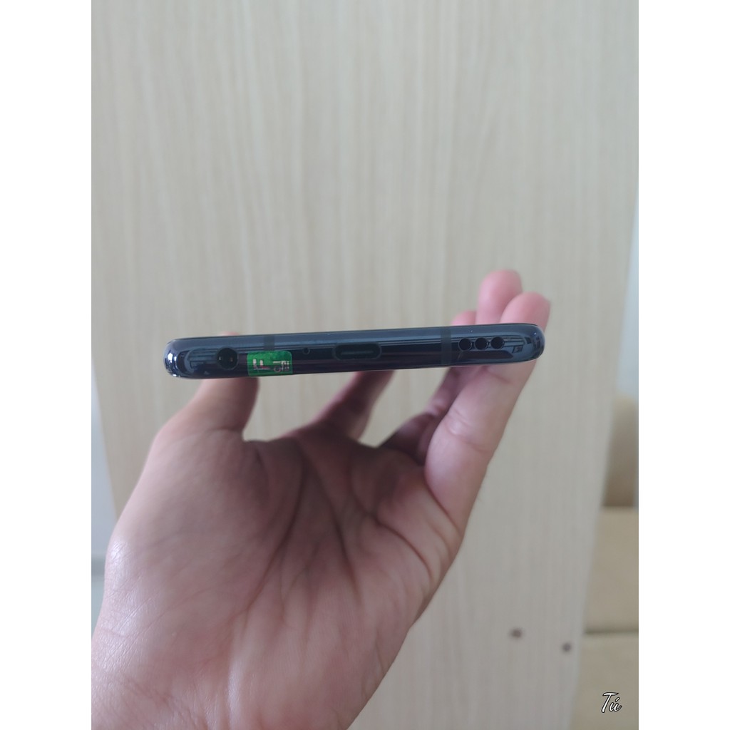 Điện thoại LG V40 ThinQ 2sim ram 6G/128G like new Chính Hãng | BigBuy360 - bigbuy360.vn