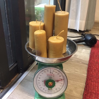 nến sáp ong bán ký