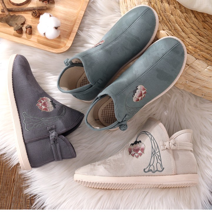 TAM10 Boot vải thêu hoa sen