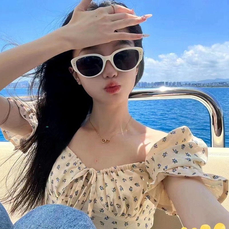 (AIMURUSI) COD Kính Mát Hình Mắt Mèo Chống Tia Uv Màu Trắng Đen Phong Cách Hàn Quốc Thời Trang Cho Nữ