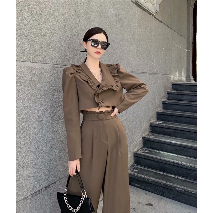 Set áo cổ bèo to và quần vải suông viền cá tính Aimee closet