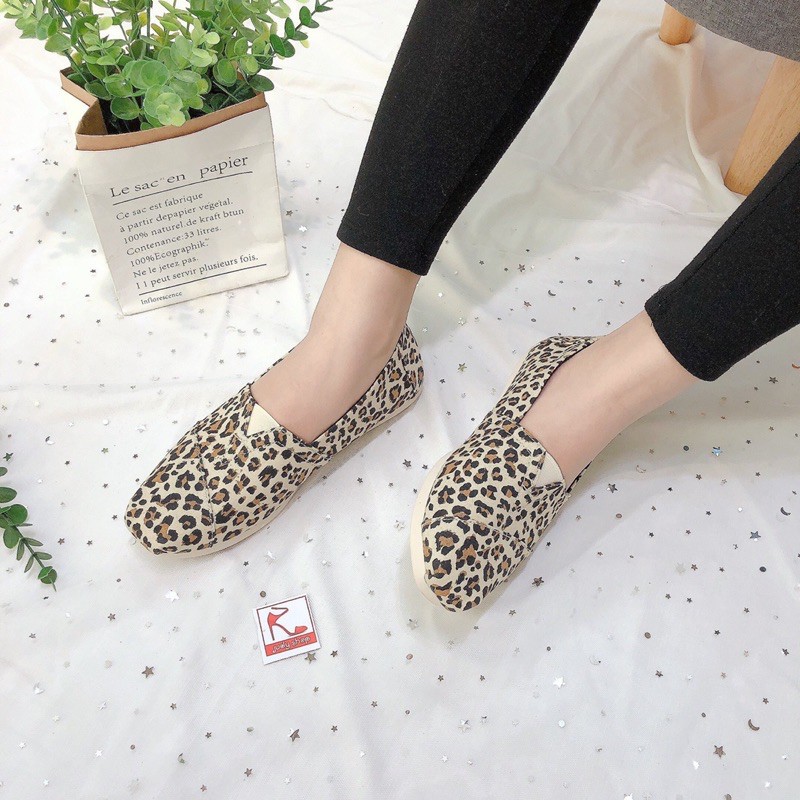 GIÀY SLIP ON TOMS NỮ XUẤT XỊN CHẤT LIỆU CANVAS HOẠ TIẾT SIÊU CUTE ĐẾ SU SIÊU NHẸ SIÊU ÊM