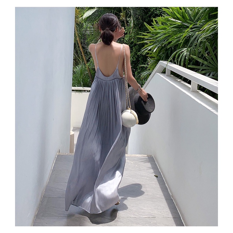 Đầm maxi đi biển váy xoè dập ly cổ V 2 dây hở lưng xanh lam thanh lịch