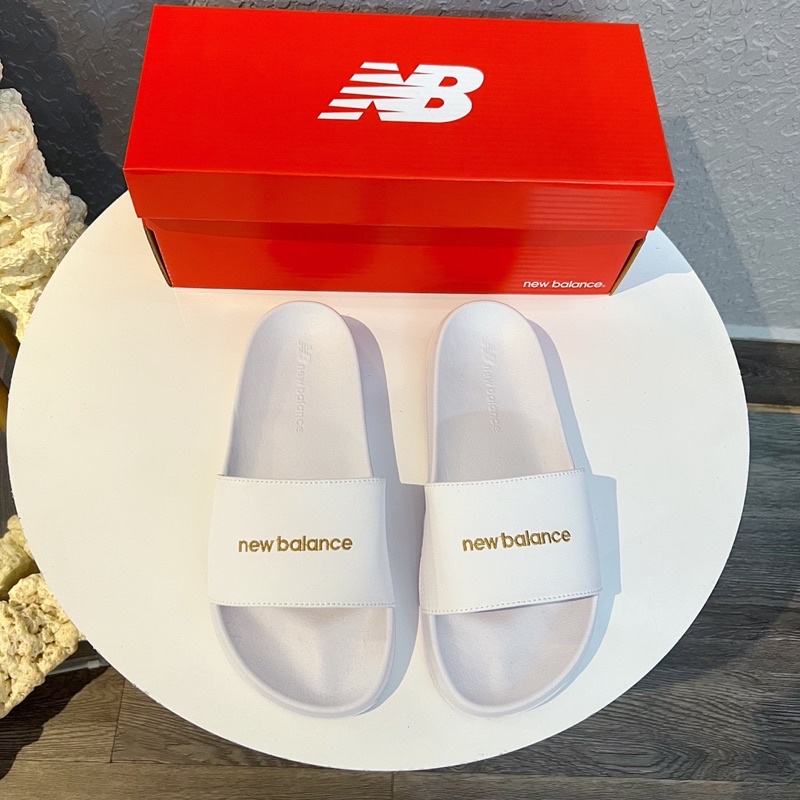 Dép NewBalance Black & Green & White & Blue logo thêu