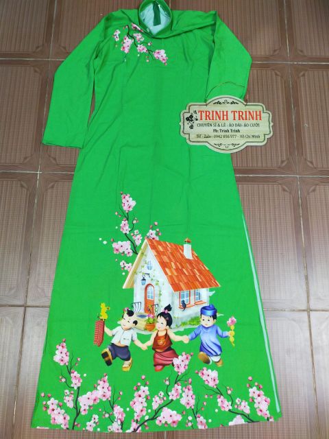 Áo dài họa tiết bé du xuân