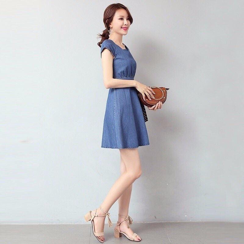 VÁY JEAN NỮ MẪU CỔ SÓNG