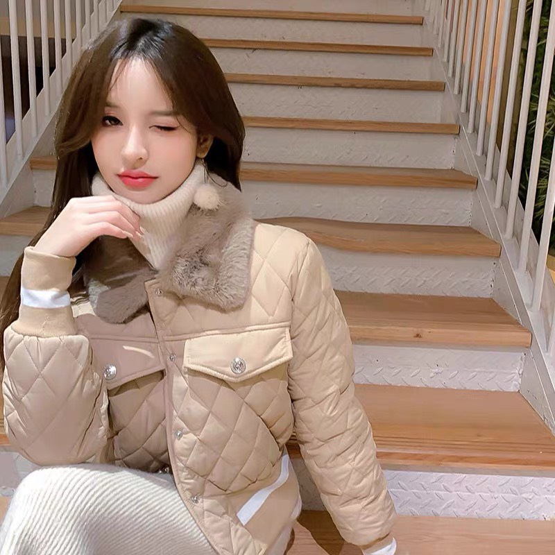 MS01 Áo phao nữ dáng ngắn cổ lông thỏ mềm màu be lên dáng chuẩn xinh | BigBuy360 - bigbuy360.vn