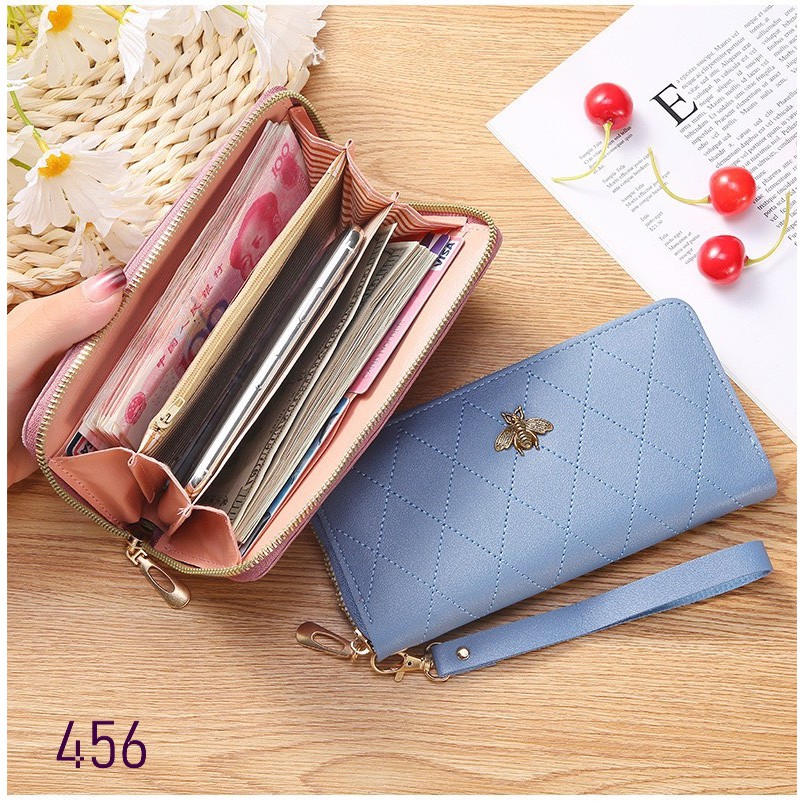 [Mã FAMARAL1 giảm 10K đơn 50K]VÍ DÀI NỮ CẦM TAY KHÓA KÉO 456 CARO ĐÍNH CON ONG SIÊU SANG CHẢNH