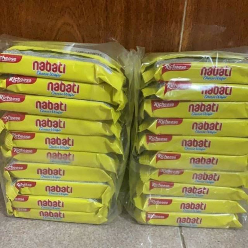 Lốc 10 gói bánh xốp Nabati vị phô mai 17g