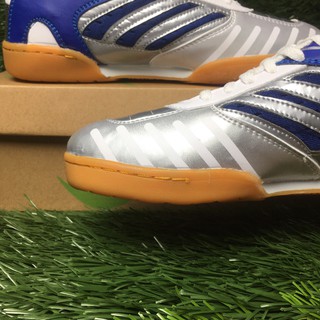 Giày Đá Bóng Futsal WB