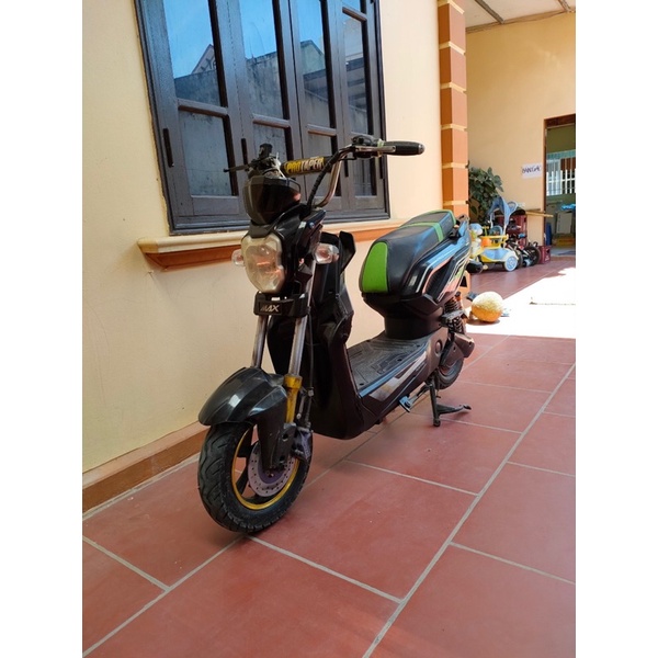 Xe điện Zoomer bình acquy khỏe đi từ 35-40km/1 lần sặc